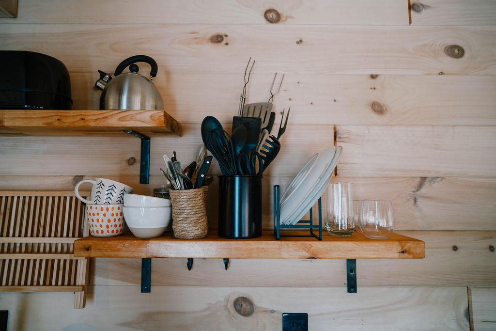 Iris-Interior-Utensils